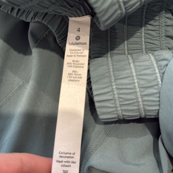 NWOT Lululemon Wanderer Jogger 28"
Tidewater Teal - Picture 5 of 5